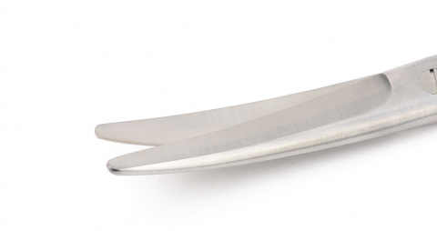 Ножницы Mayo, изогнутые,тупоконечные, с ТС вставками. Длина 17 см.